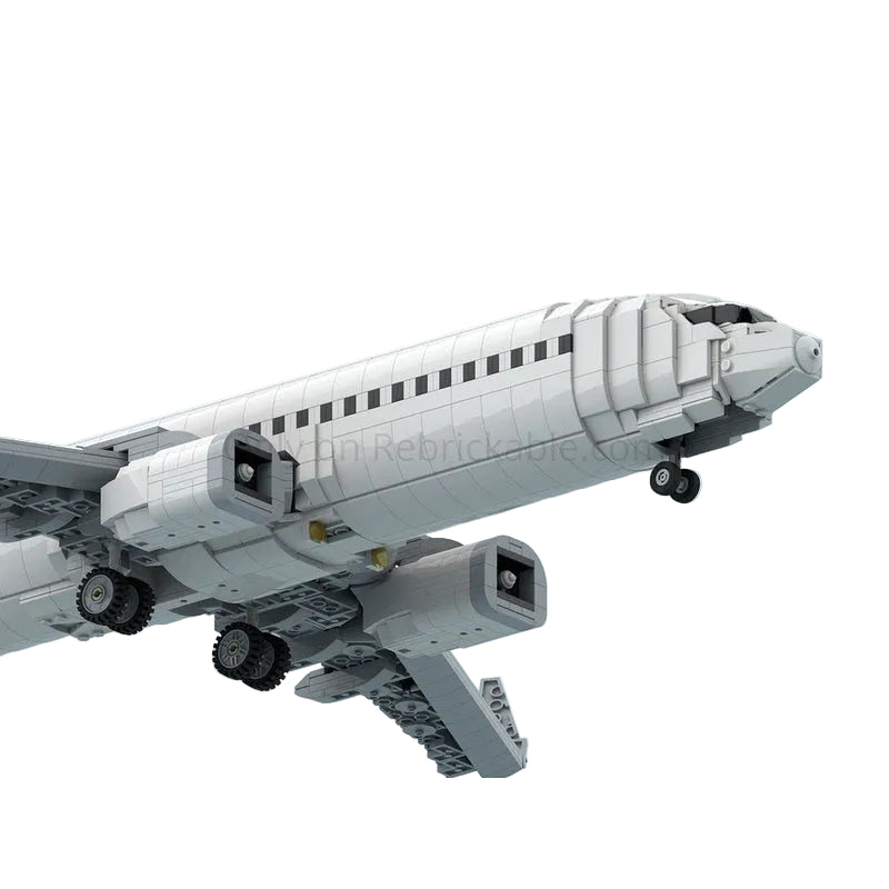737-800 Twin-Engine Narrow-Body Passenger Jet MOC Building Kit - 6