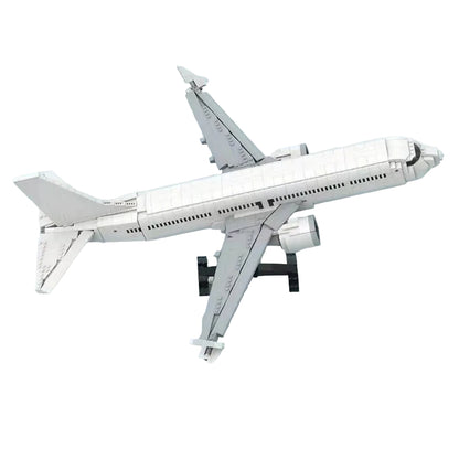 737 MAX 8 Twin-Engine Narrow-Body Passenger Jet MOC Building Kit - 1