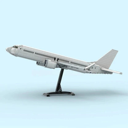 737 MAX 8 Twin-Engine Narrow-Body Passenger Jet MOC Building Kit - 3