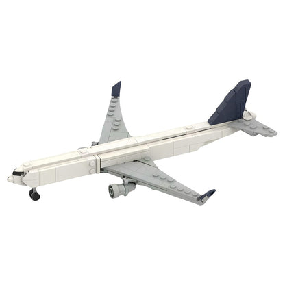 777-300 Widebody Airliner 1:300 MOC Building Kit - 2