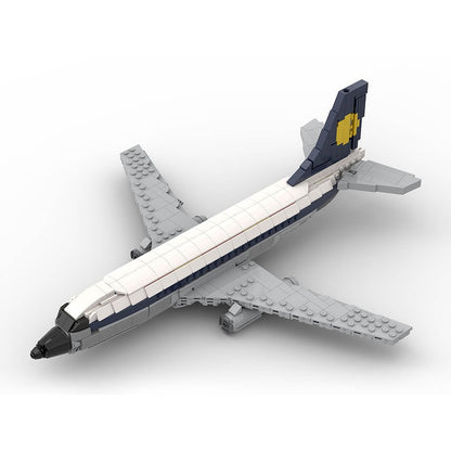 B737 Twin-Jet Airliner MOC Building Kit | Commercial Aircraft Model - 1