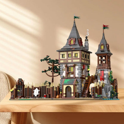 Bear Lord's Castle MOC Building Kit | Fantasy Medieval Fortress - 2