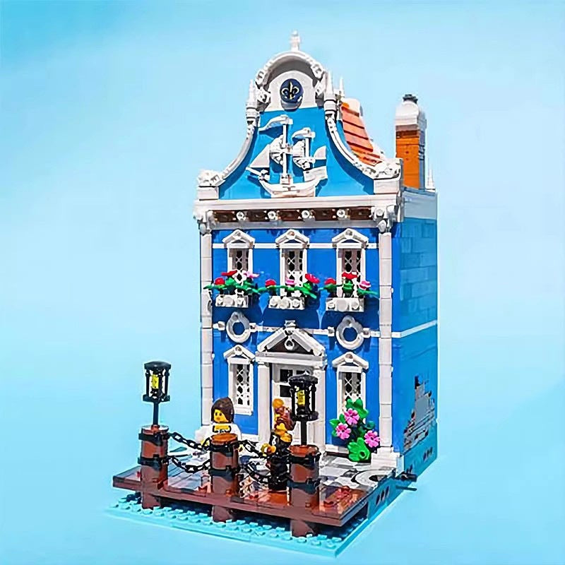 Captain's House MOC Coastal Architecture Building Kit - 4