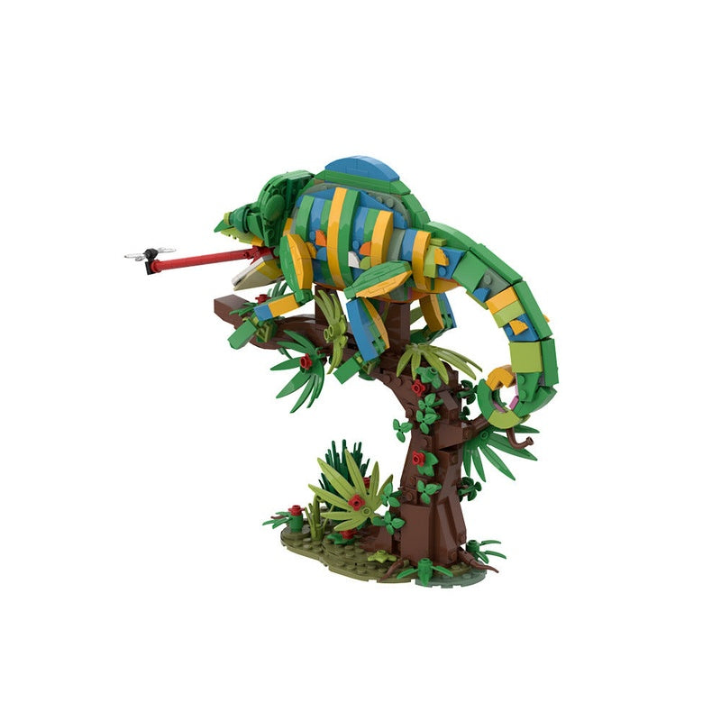 Chameleon Wildlife MOC Building Kit | Colorful Reptile Display Model - 5