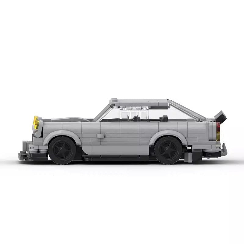 Classic British Grand Tourer MOC Building Kit | 8-Wide Vintage Vehicle Model - 4