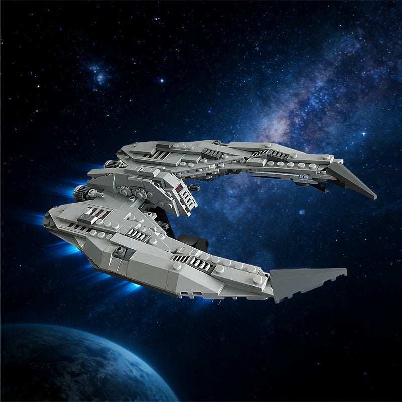 Crescent-Wing Autonomous Space Fighter MOC Building Kit - 2