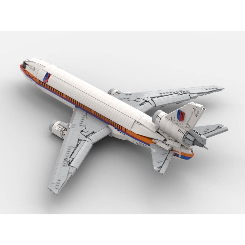 DC-10 Tri-Jet Widebody Passenger Airliner MOC Building Kit - 4