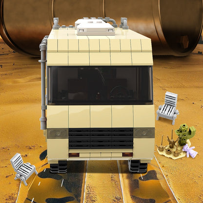 Desert Mobile Lab RV Building Kit | LEGO-Compatible MOC - 1