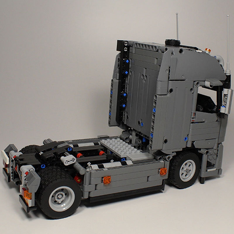 Euro FH Heavy Duty Tractor Truck Building Kit | Compatible MOC - 4
