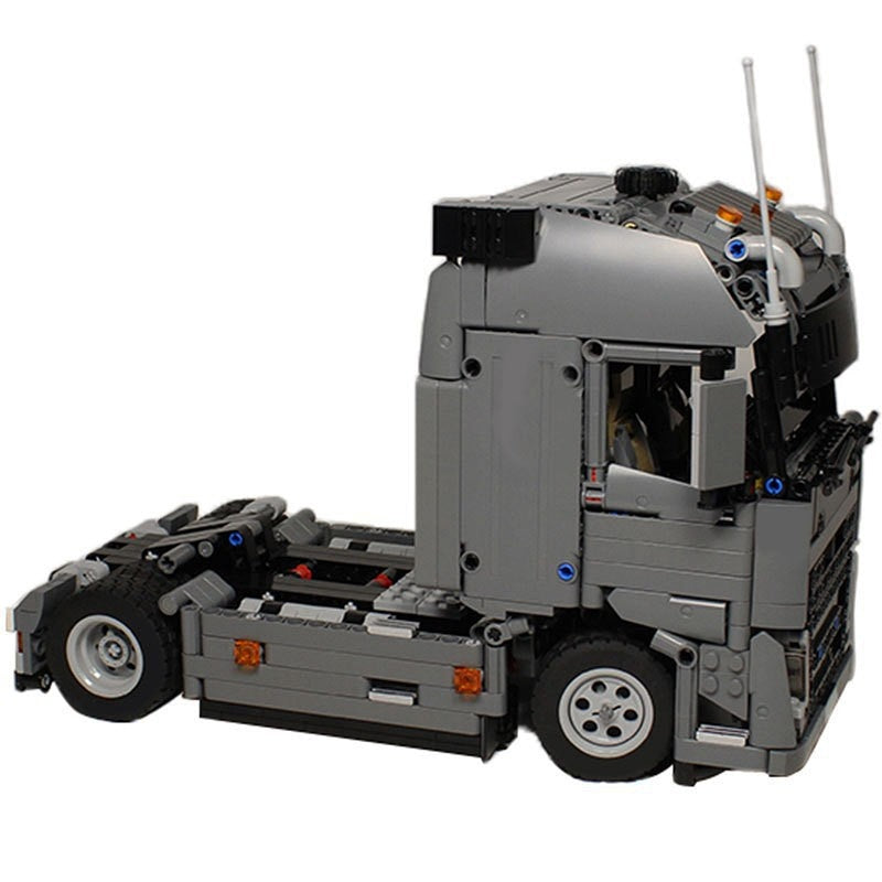 Euro FH Heavy Duty Tractor Truck Building Kit | LEGO-Compatible MOC - 2