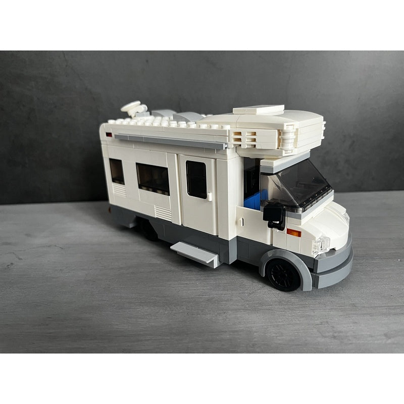 European Semi-Integrated Motorhome MOC Building Kit - 5