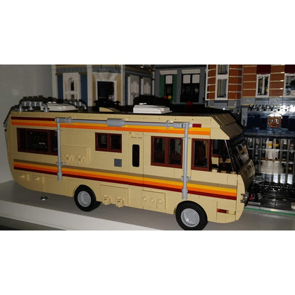 Iconic Desert Crime-Drama Motorhome RV MOC Building Kit - 4