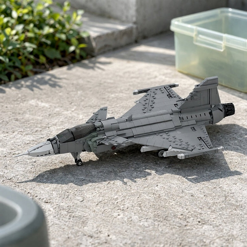JAS-39 E Fighter Jet MOC Building Kit | 1:35 Scale - 2
