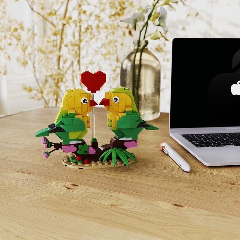 Love Bird MOC Animal Figure Building Kit | Valentine's Day Decor - 2