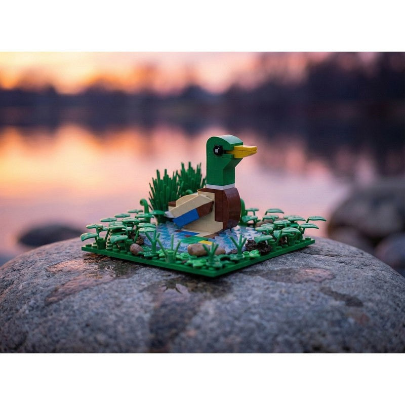 Mallard Reflecting Water MOC Bird Building Kit Display Model - 2