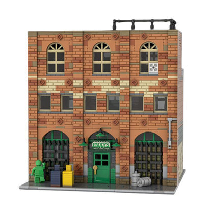 Modular Paddy's Pub Building Kit | LEGO-Compatible MOC - 5