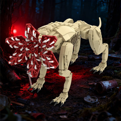 Petal-Maw Alien Hound Creature MOC Building Kit - 3