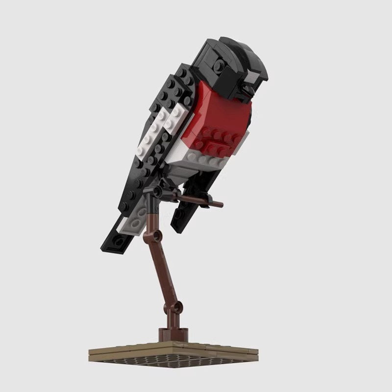 Scarlet Robin Bird Building Kit | LEGO-Compatible MOC - 1