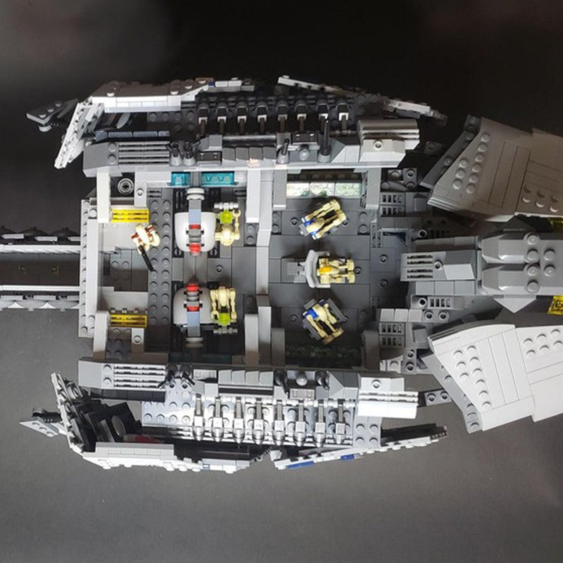Sci-Fi Capital Star Frigate Building Kit | UCS-Scale LEGO-Compatible MOC - 2