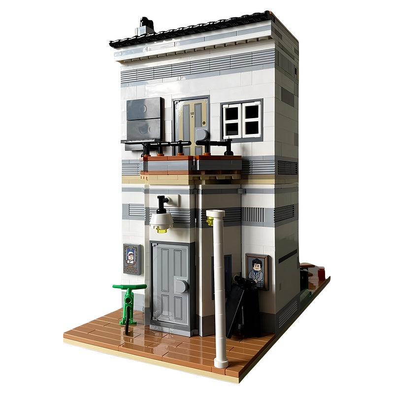 The Local Pub Two-Story Modular MOC Building Kit - 1