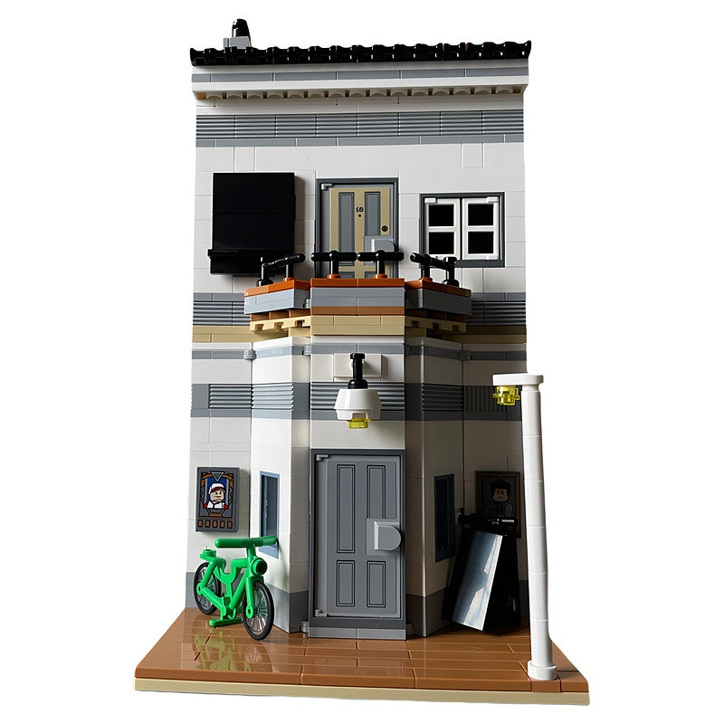 The Local Pub Two-Story Modular MOC Building Kit - 2