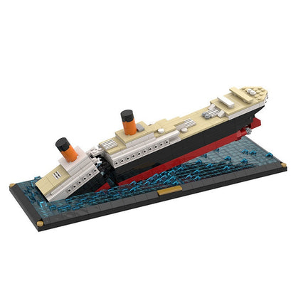 Titanic Sinking Scene Ship MOC Building Kit | Historical Ship Diorama Model - 2