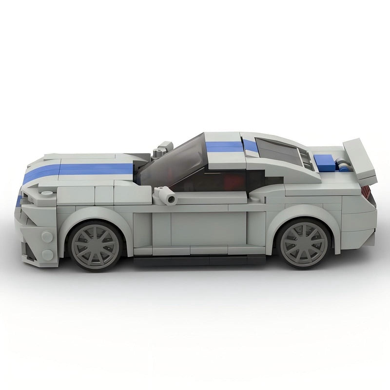 V8 G5 500 Muscle Car Silver and Blue Racing Car Building Kit | LEGO-Compatible MOC - 4