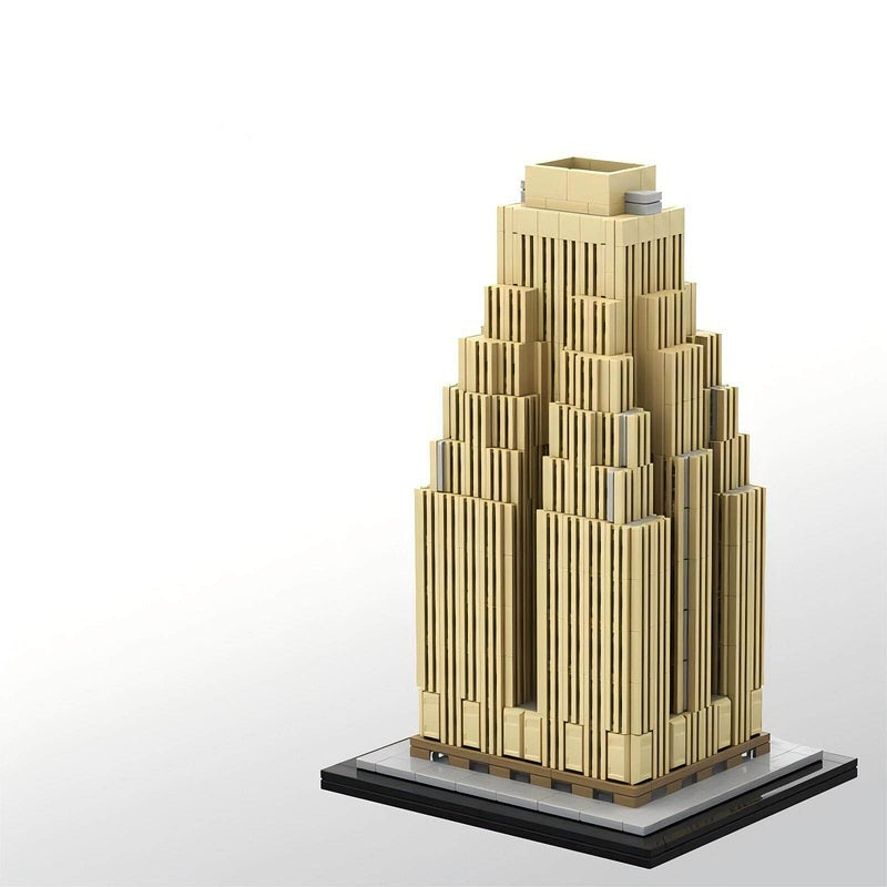 Wyndham New Yorker Hotel Building Kit | 1:800 3